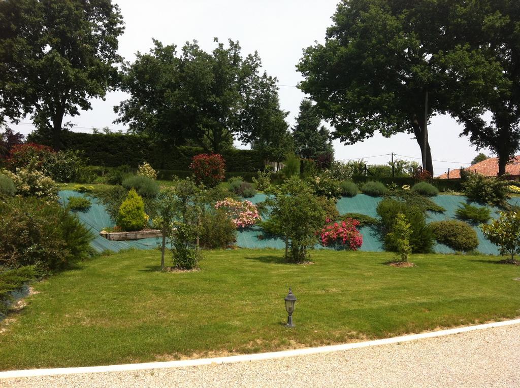 LE CLOS CASTEL -Chambre d'hôtes - Gîte équipé Casteljaloux Exterior foto